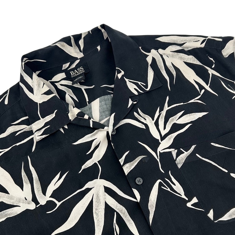 GH Bass Mens Silk Shirt Large Black White Bamboo Leaf Tropical Camp Collar